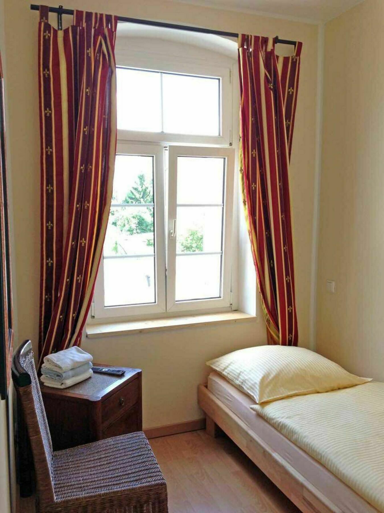 Suedbruecke Koeln Hotell Eksteriør bilde